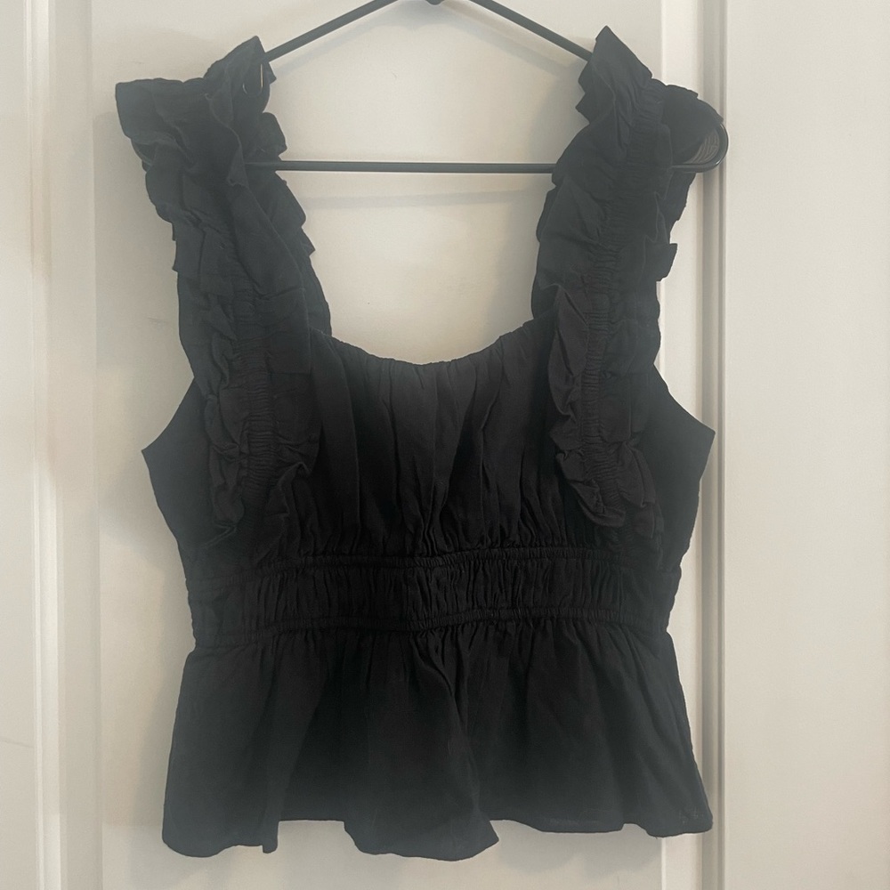 ABERCROMBIE ruffle tank